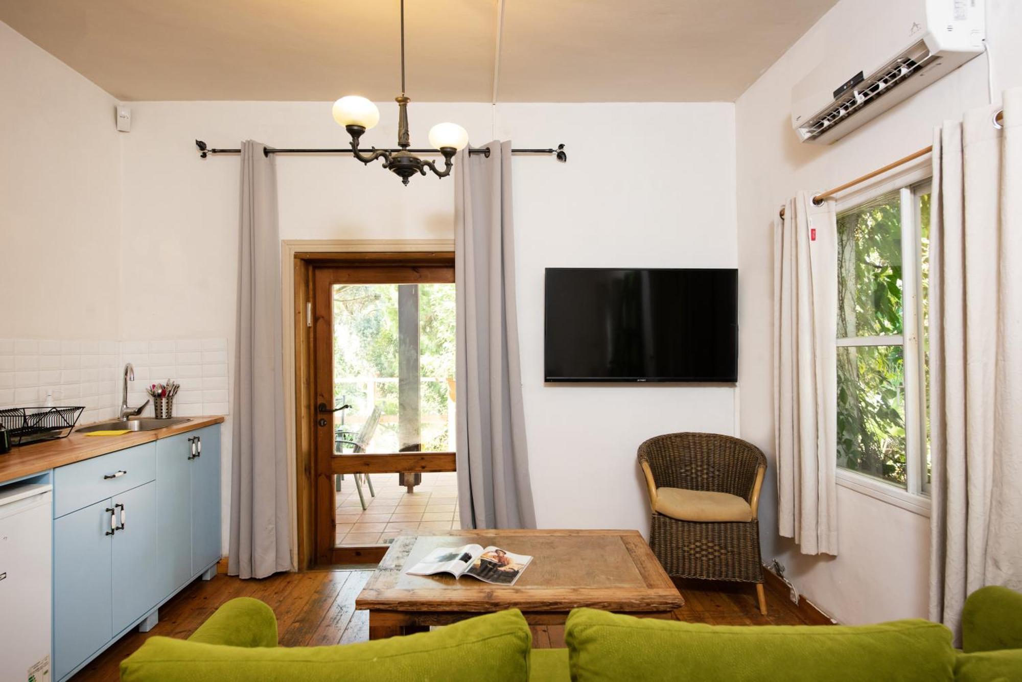 Vitrage Holiday Village And Spa 베이트 힐렐 객실 사진